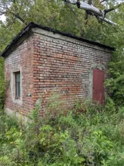 Погребок №519 за зданием 500, инвентарный номер 10721.