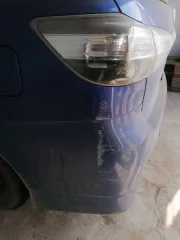 Toyota Vios 2012 года выпуска, госномер М508ОМ75, VIN ZGE200152987, цвет синий. ПТС отсутствует. Бампер задний левой стороны потертости от столкновения, бампер передний трещина, аккумулятор неисправный, на лобовом стекле скол, на крыше вмятины несколько штук от падения камней.