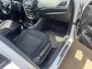 Lada Vesta, 2018 года, 106 лс, 266386 км. Легковой автомобиль, марка: LADA, модель: VESTA, год изготовления: 2018, цвет: белый, VIN: XTAGFL110JY172826, ПТС: 39УЕ070906, г/н: О408МК07. Объект в залоге, залогодержатель АО "ТБАНК".