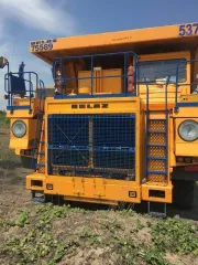 БелАЗ-75589 2022 года, VIN Y3B75589JN0000537. Самосвал карьерный, категория А III. Год изготовления 2022. Модель двигателя 12М33, номер 39211.000980. Цвет кузова желтый. Мощность двигателя 900 кВт, рабочий объем 39200 см³. Паспорт самоходной машины RU CB 720169 от 06.05.2022. Свидетельство о…