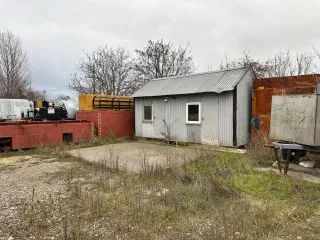 Ангар 540 кв.м, объект незавершенного строительства 80,6 кв.м и земельный участок 3728 кв.м в Ставропольском крае. Земельный участок кадастровый номер 26:29:091008:175 площадью 3728 кв.м, по адресу: Российская Федерация, Ставропольский край, р-н Предгорный, в границах МО Этокского сельсовета. Ангар…