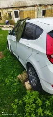 Hyundai Solaris 2011, VIN: Z94CU51DBBR012948. Состояние: автомобиль не на ходу, не заводится, т.к. коробка передач вышла из строя, отсутствует аккумулятор. Является предметом залога банка ВТБ (ПАО).