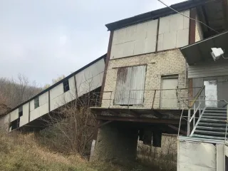 Нежилые здания общей площадью 4561,9 м² в Томской области. Здание: назначение нежилое, 1 этаж, подземных этажей 0, площадь 42,1 м², адрес: Томская область, г. Томск, ул. Циолковского, д. 16, кадастровый номер 70:21:0100030:600, инвентарный номер ЦБ0000065. Здание: назначение нежилое, 1 этаж…