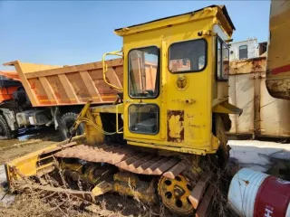 Экскаватор гусеничный Hyundai R300LC-9SH, заводской номер HHKHZ808LE0000183, 2014 год выпуска, госномер 58 УЕ 9248 (63 СВ 9366). Экскаватор гусеничный Hyundai R300LC-9S, заводской номер HHKHZ810LE0001178, 2014 год выпуска, госномер 58 УЕ 9241 (63 СВ 9362). Трактор ДТ-75 ДЕРС2 с буровой установкой…
