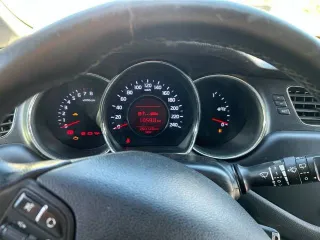 Kia Ceed, 2013 года, 129 лс, 280128 км. Марка и(или) модель: KIA JD (CEED). Год выпуска: 2013. Идентификационный номер (VIN): XWEHN512AE0005349. Номер кузова (кабины): XWEHN512AE0005349. Цвет кузова (кабины): Белый.