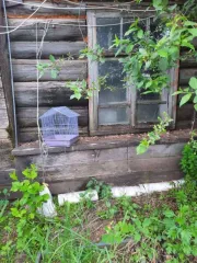 Доля дома 57.4 м² и участка 415 м² в Ижевске: 1/3 доля в праве общей долевой собственности на жилой дом, общей площадью 57,4 кв.м., кадастровый номер 18:26:040234:26, и 1/3 доля в праве общей долевой собственности на земельный участок под домом, общей площадью 415 кв.м., кадастровый номер…