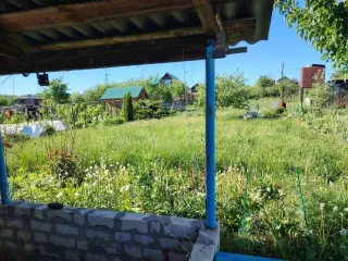 Здание 20 кв.м. и земельный участок 600+/-43 кв.м. в Самарской обл. Земельный участок, находящийся в совместной собственности супругов, площадью 600+/-43 кв.м., кад. № 63:33:0908008:1015; с находящимся на нем зданием, кад. №63:33:0908008:1389, расположенный по адресу: Самарская обл., Сызранский…