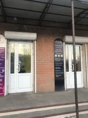 Нежилое помещение 84.8 кв.м, г. Чита, Забайкальский край, 1 этаж, с кадастровым номером 75:32:010431:302, расположенное по адресу: Забайкальский край, г. Чита, ул. Недорезова, д.2в, пом. 1. Вид ограничений и обременений: Арест ФССП, запрет на регистрационные действия. Общая площадь: 84.8…