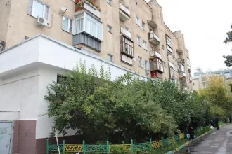 Квартира 62,5 кв.м, Москва, ул. Большая Татарская, д. 32, квартира 18, к/н 77:01:0002012:1215. Российская Федерация, город Москва, вн.тер.г. муниципальный округ Замоскворечье, улица Большая Татарская, дом 32, квартира 18, к/н 77:01:0002012:1215. Фотографии имущества судебным приставом-исполнителем…