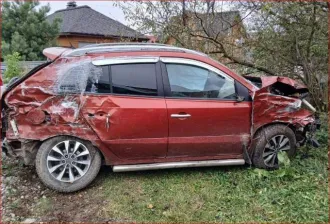 Renault Koleos 2012 года, 171 л.с., полный привод, не на ходу. Автомобиль легковой, марка Renault, модель Koleos, VIN X7L8Y0C0V47433518, гос. рег. номер В383СВ28, год изготовления 2012.