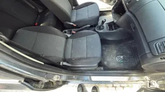 Skoda Fabia 2013, цвет темно-серый, VIN: XW8EC45J3EK501048, г/н: Y228MP56, мощность двигателя, л. с. (кВт): 86 (63), разрешенная максимальная масса 1559 кг, масса без нагрузки 1153 кг, вид собственности: совместно нажитое имущество