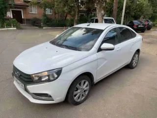 Легковой седан LADA VESTA, VIN XTAGFL440LY440LY440193, госномер С 583 АЕ 126 RUS, 2020 года выпуска, цвет белый, пробег 178 000 км, коробка автомат, двигатель Renault.