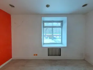 Нежилые помещения, 379,8 кв. м, Москва. Продажа имущества, находящегося в собственности города Москвы, нежилые помещения по адресу: г. Москва, просп. Ленинградский, д. 75б, общей площадью 379,8 кв. м (подвал № 0, этаж №1), кадастровые номера: 77:09:0005002:6971, 77:09:0005002:6972…