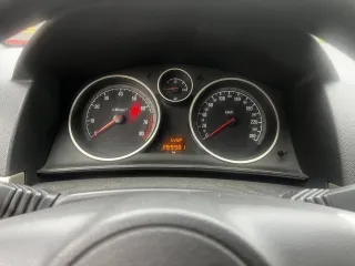 Opel Astra 2008 транспортное средство – легковой автомобиль марка /модель – Opel Astra, год выпуска – 2008, VIN – XUF0AHL488B006142. Для получения всей имеющейся информации о лоте (в том числе фото) необходимо направить запрос на адрес эл. почты (в теме письма указать ФИО должника)…