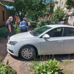 Легковой автомобиль (седан) Chevrolet Cruze, 2011 г.в., г/н В774НХ161, VIN XUFJA696JB3040020, белого цвета, имеются потертости на переднем бампере, вмятина на переднем правом крыле, вмятина в нижней части задней левой двери, пробег 127 766 км. Адрес: Ростовская область, г. Таганрог, пер. 21-й, д…