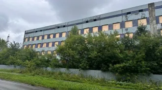 Объект незавершенного строительства - Поликлиника на 600 посещений, площадь застройки 1855 кв.м., расположенного по адресу: Российская Федерация, Кемеровская область, Березовский городской округ, г.Березовский, ул.Строителей, ОНС 2а, кадастровый номер: 42:22:0102003:4630, с земельным участком с…