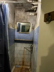 1/4 доли жилого помещения, 12.8 кв.м, Брянская обл, г Брянск, назначение: жилое, этаж: 2, адрес: Брянская обл, г Брянск, Бежицкий р-н, ул Почтовая, д 110 к 85, кадастровый номер: 32:28:0011703:1275. Обращаю внимание, что доля представляет собой комнату в общежитии: душ общий, кухня общая, туалет…