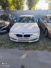 Легковой автомобиль BMW 320 1, 2012 г.в., г/н Е435КА761, VIN WBA3B110X0J400893, белого цвета, на переднем бампере видимых повреждений нет, повреждение ЛКП по всему кузову, в рабочем состоянии, СРТС и ключи изъяты (находится в залоге). Адрес: Ростовская область, г. Ростов-на-Дону, ул. 2-я Луговая…