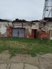 Нежилое помещение № 9 по адресу: Ярославская область, Любимский район, с. Закобякино, ул. Кудрявцева, д. 3. Общая площадь 70,8 кв. м, расположено на 1 этаже. Кадастровый номер 76:06:100601:293.