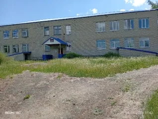 Нежилое административное здание с земельным участком. Нежилое административное здание, расположенное по адресу: Тюменская область, Аромашевский район, с Новоберезовка, ул. Садовая, д. 35, кадастровый номер 72:03:0601001:283, и земельный участок по адресу: Тюменская область, Аромашевский район, с…