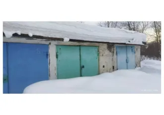 Гараж 21 кв.м и земельный участок 25.9 +/- 1.8 кв.м в Свердловской области, г. Красноуральск, район городской бани по ул. Красина, массив №3, ряд №2, бокс №7. Кадастровый номер участка: 66:51:0105012:75, вид использования: под объект гаражной застройки (гаражный бокс). Кадастровый номер гаража…