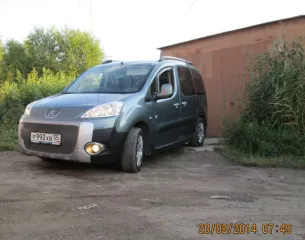 PEUGEOT PARTNER, 
2011 года выпуска, 
ГРЗ Р993ХВ55, 
(VIN) VF37J5FS0BJ751242, 
кузов № VF37J5FS0BJ751242, 
Мощность двигателя (кВт/л.с.): 88,3/120,0, 
Объем двигателя (куб.см): 1598, 
Цвет: серый
Тип ТС: легковые автомобили универсал
цвет серый, 
СТС 55 59 № 890841.