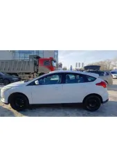 Ford Focus (Ford Focus), 2015 года, 105 лс, 197930 км, АКПП, vIN: Z6F5XXEEC5FS02273, цвет белый, мощность двигателя кВт/л.с. 104,72 (77).