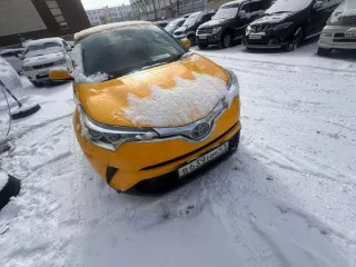 Автомобиль Toyota C-HR, 2016 года выпуска, цвет – желтый, государственный номер В639НМ41, идентификационный номер (VIN) NGX502001545, номер кузова (прицепа) NGX502001545, номер двигателя 8NRU072677, мощность двигателя – 116 л.с, объем двигателя – 1196 куб. см. Автомобиль Toyota C-HR, 2016 года…