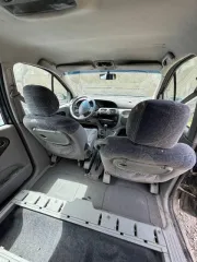 Renault Scenic 2001 года, цвет темно-зеленый, VIN VF1JA04B525811457.