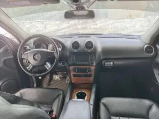 Mercedes-Benz M-Класс ML 350 4MATIC, 2007 года, 272 лс, 250000 км, полный привод, АКПП. Модель: МЕРСЕДЕС-БЕНЦ, ML 350 4MATIC, год выпуска: 2007, идентификационный номер (VIN) 4JGBB86E77A261050, Категория: В, № двигателя 27296730613572, кузов 4JGBB86E77A261050. Находится в залоге у Новосибирский…