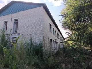 Курган, ул. Техническая, д. 15 Здание, кадастровый номер: 45:25:080301:132, площадь: 1058,3 кв.м., здание, кадастровый номер: 45:25:080301:2204, площадь: 1158,7 кв.м., нежилое здание склада, кадастровый номер: 45:25:080301:90, площадь: 64,7 кв.м., земельный участок, категория земель: земли…