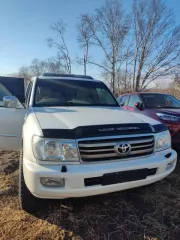 Toyota Land Cruiser, 2004 года, 235 л.с., полный привод, АКПП. Легковой автомобиль, марка: TOYOTA, модель: LAND CRUISER, год изготовления: 2004, цвет: белый, VIN: отсутствует, ПТС: 41РО667208, г/н: Е411ВВ41, тип двигателя: бензиновый, мощность двигателя, л.с. (кВт): 235 (173), рабочий объем…
