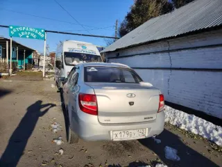 LADA Granta 2014 года выпуска, VIN XTA219010EY090891. Цвет кузова серебристый, государственный регистрационный знак Х179ВУ142. Объем двигателя 1596 см³, мощность 87 л.с., экологический класс 4. Техническое состояние удовлетворительное. Номер двигателя 1186, 61653787.