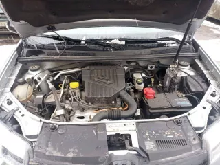 Renault Logan Stepway, 2021 год. VIN X7L4SRLVG68252379, двигатель 1598 см³, мощность 60.5 кВт / 82.3 л.с. Кузов X7L4SRLVG68252379, экологический класс 5. Тип - легковой седан.