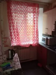 Доля квартиры 29,5 кв.м, Ивановская область, Родниковский район, город Родники, микрорайон 60 лет Октября, дом 5, квартира 92, третий этаж. Общая площадь квартиры 29,5 кв.м, доля в праве составляет 7,38 кв.м.