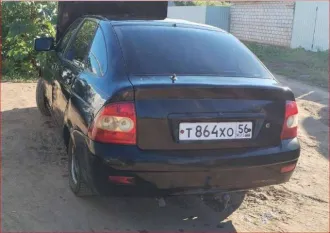 Lada Priora 2013 года, ГРН Т864ХО56, VIN XTA217230D0234355. Состояние неудовлетворительное, к эксплуатации не пригодно, требуется капитальный ремонт или замена двигателя, текущий ремонт и техническое обслуживание, кузов со следами коррозии, на правой передней двери значительная вмятина, износ…