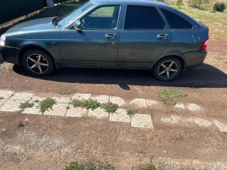 Автомобиль LADA Priora 2011 года выпуска, VIN XTA217230В0178881. Авто на ходу. Требуется покраска, начинает ржаветь. Трещина на лобовом стекле. Требуется переварка дна. Требуется проверить электрику. В залоге.