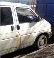 Легковой универсал, Фольксваген Транспортер, 1992 года выпуска,  VIN   WV2ZZZ70ZPH018079, г.р.з. В019ОВ777, категория – В, дизельный на дизельном топливе, цвет – белый, расположение руля  левостороннее, мощность 60 л.с.