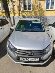 Lada Granta, 2023, 96 лс, 118000 км, LADA GRANTA 219040 2023 г.в. XTA219040R0993644. Приехала своим ходом. На ходу сейчас или нет - неизвестно. Пробег - 118 тыс. км. Со слов собственника: неровно работает на холостых до прогрева и дымит синим дымом до прогрева, нужно заменить ступичные подшипники…