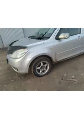 Mazda Demio 2005 года, номер кузова DY3W419844. Автомобиль находится в залоге.