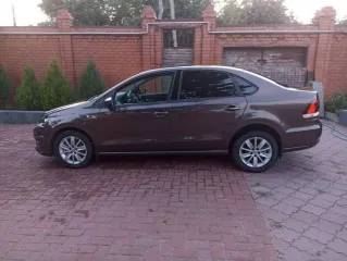 Volkswagen Polo 2016 года, VIN XW8ZZZ61ZGG053865. Автомобиль находится в залоге.