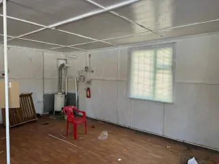 Нежилое здание 72,4 кв.м и земельный участок 172 кв.м Смоленская область Здание нежилое, площадью 72,4 кв.м, кадастровый номер 67:10:0250101:418, расположенное по адресу: Смоленская область, Кардымовский район, д. Шокино, ул. Молодежная, д. 15; Земельный участок, площадью 172+/-0,19 кв.м…