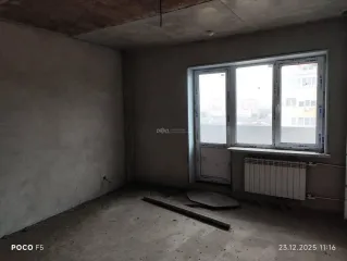 Квартира 70,4 кв. м, г. Астрахань, площадь Карла Маркса, д. 3, корп. 1, кв. 26, кадастровый номер 30:12:000000:7347, ограничения и обременения: перепланировка/переустройство/реконструкция не проводились, отсутствуют зарегистрированные лица в жилом помещении, отсутствуют проживающие лица в жилом…