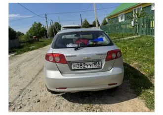 Chevrolet Lacetti 2011 года выпуска. VIN XUUNF487JB0008921, пробег 186 000 км. Двигатель бензиновый, объем 1.4 л (1399 см³), мощность 95 л.с., механическая коробка передач.