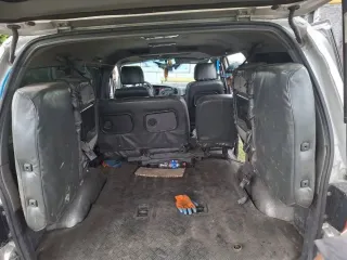 Hyundai Starex 2004. Автомобиль марки Hyundai модель Starex 2004 г.в. VIN-номер KMHWP81HP4U610692. С имуществом можно познакомиться по месту его нахождения по предварительной записи у организатора торгов по адресу: ул. Солнечная, д. 3, р. п. Николаевка Николаевский р-н, Ульяновская область.