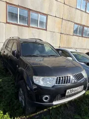 Mitsubishi Pajero Sport 2013 года, 178 лс, 213275 км, полный привод, цвет: черный, идентификационный номер (VIN): MMCGNKH40DFZ00553, модель двигателя 4D56, рабочий объем ДВС 2477, мощность ДВС л.с. 178