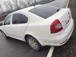 VW Shkoda Octavia 2012 Skoda Octavia, 2012 года, 102 лс, 254303 км, АКПП еще Skoda Octavia, 2012 года, 102 лс, 254303 км, АКПП еще легковой автомобиль ШКОДА ОКТАВИА, VIN TMBBA21Z9D2011569, 2012 года выпуска