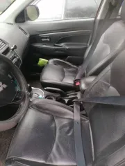 Mitsubishi ASX, 2010 года, 140 лс, 165000 км, АКПП, Mitsubishi ASX, 2010 года, 140 лс, 165000 км, АКПП, Мицубиси ASX 1.8, 2010 года выпуска, номер двигателя 4B10 GX0109, VIN: JMBXTGA3WBZ003320. Не работает кондиционер, на правой передней двери царапина и вмятина, на задней двери багажника вмятина…