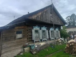1/4 доли в жилом доме и земельном участке, Новосибирская обл., с. Буготак, ул. Советская, д. 27, кв. 1, 1/4 доли в жилом доме, расположенному по адресу: Новосибирская область, р-н. Тогучинский, с. Буготак, ул. Советская, д. 27, кв. 1, кадастровый номер: 54:24:043404:82; 1/4 доли в земельном…