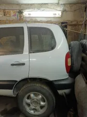 Шевроле Нива легковой, ПТС 63 КТ 264372 от 23.04.2004, VIN Х9L21230040005337, год изготовления 2004, модель, № двигателя ВАЗ 2123, 0016993, кузов (кабина, прицеп) № 0005337, цвет ярко-белый, государственный регистрационный знак К851УН24